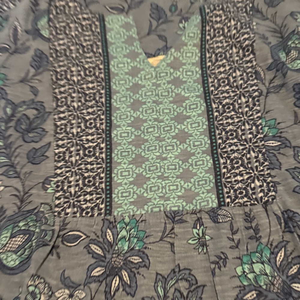 Coldwater Creek Blue and Green Floral Top - Picture 8 of 16